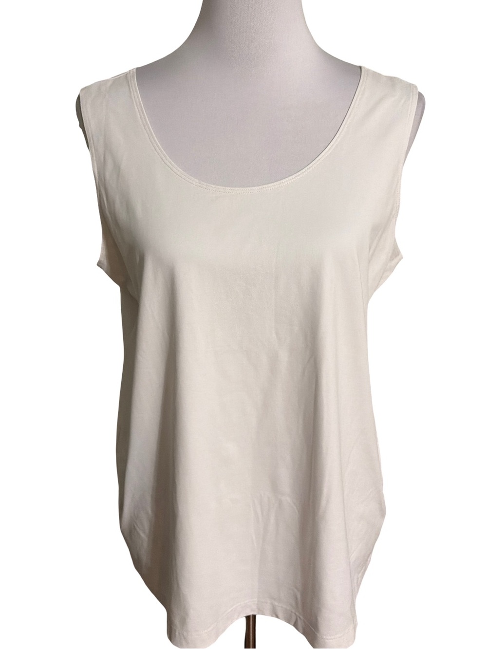 Chico's Cream Scoop Neck Tank Top Size 3